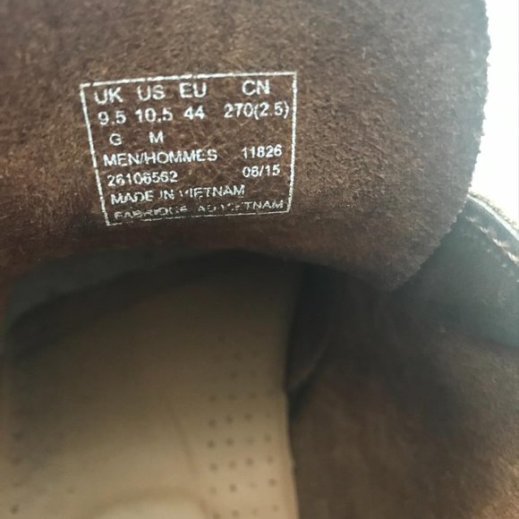 CLARK’S Original Desert Chukka Leather Boots